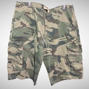 Wrangler camo Cargo Shorts Mens 38 Green Pre Owned Y2K army camouflage